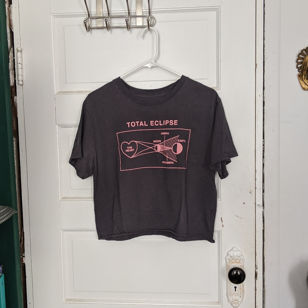 Mighty Fine cropped tee